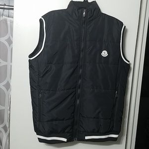 Designer mens puffer vest Large fitment